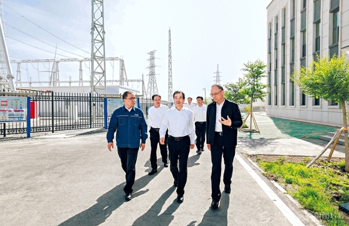 陈小江在吐鲁番调研座谈并接待信访群众 牢固树立和践行正确政绩观 奋发有为实现“十五五”良好开局
